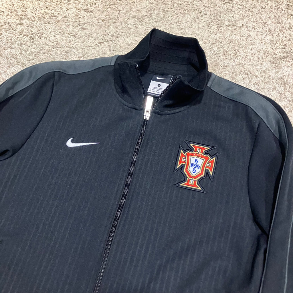 Portugal Black Full Zip Pre-Match Nike Jacket Small