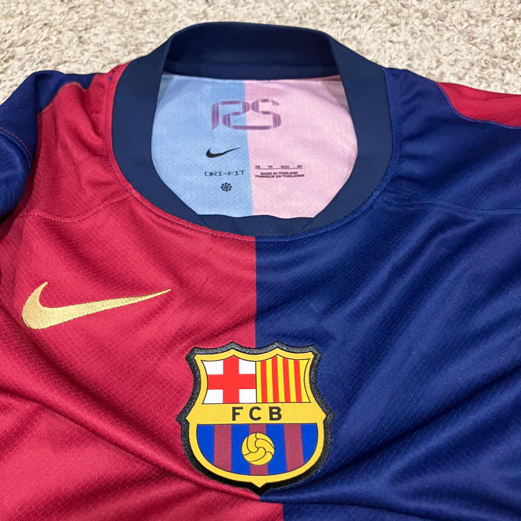 FC Barcelona NWT 2024/25 Home Nike Jersey XS