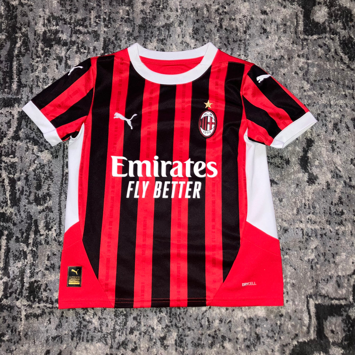 Christian Pulisic Kids 2024/25 AC Milan Home Puma Jersey Small
