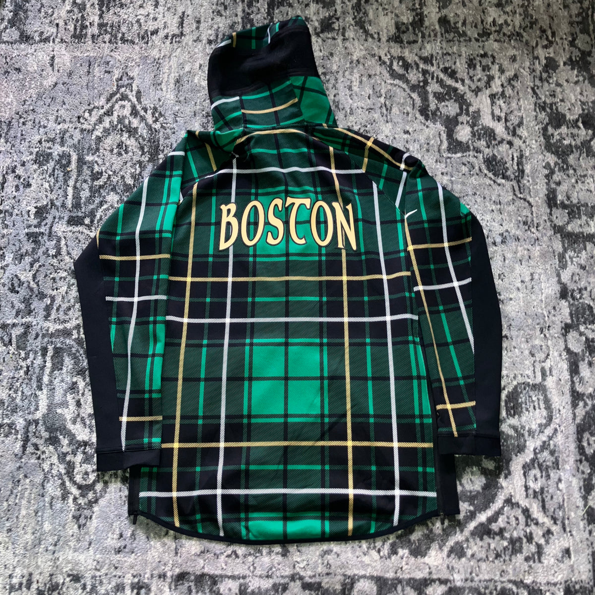 Boston Celtics 2019 Showtime Nike Sideline Green Hoodie Large