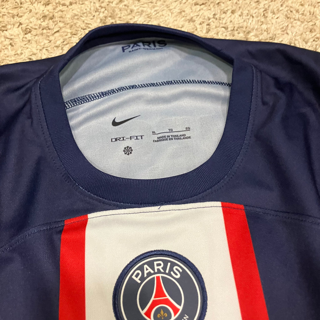 Leo Messi Youth 2022/23 Paris Saint Germain Home Nike Jersey XL