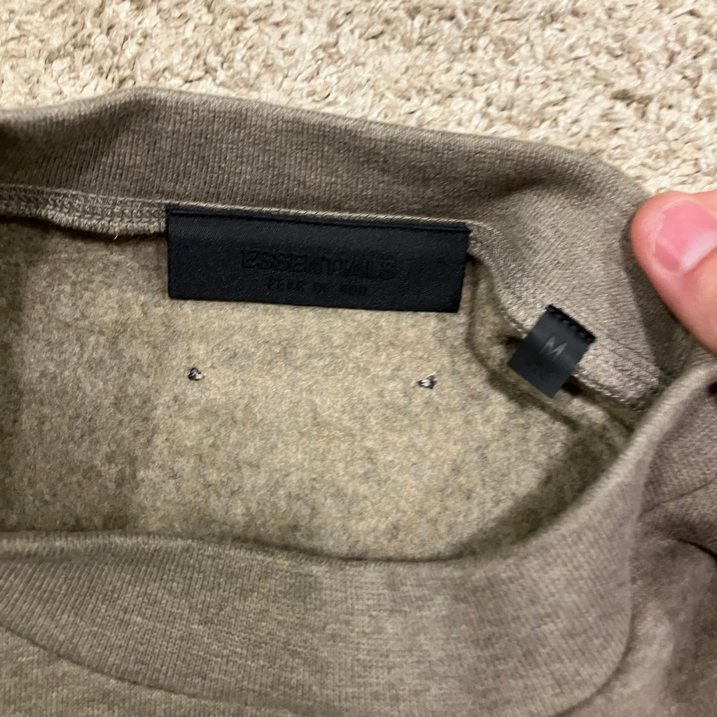 New York Knicks NWT Fear of God Essentials Gray Sweater Crewneck Medium