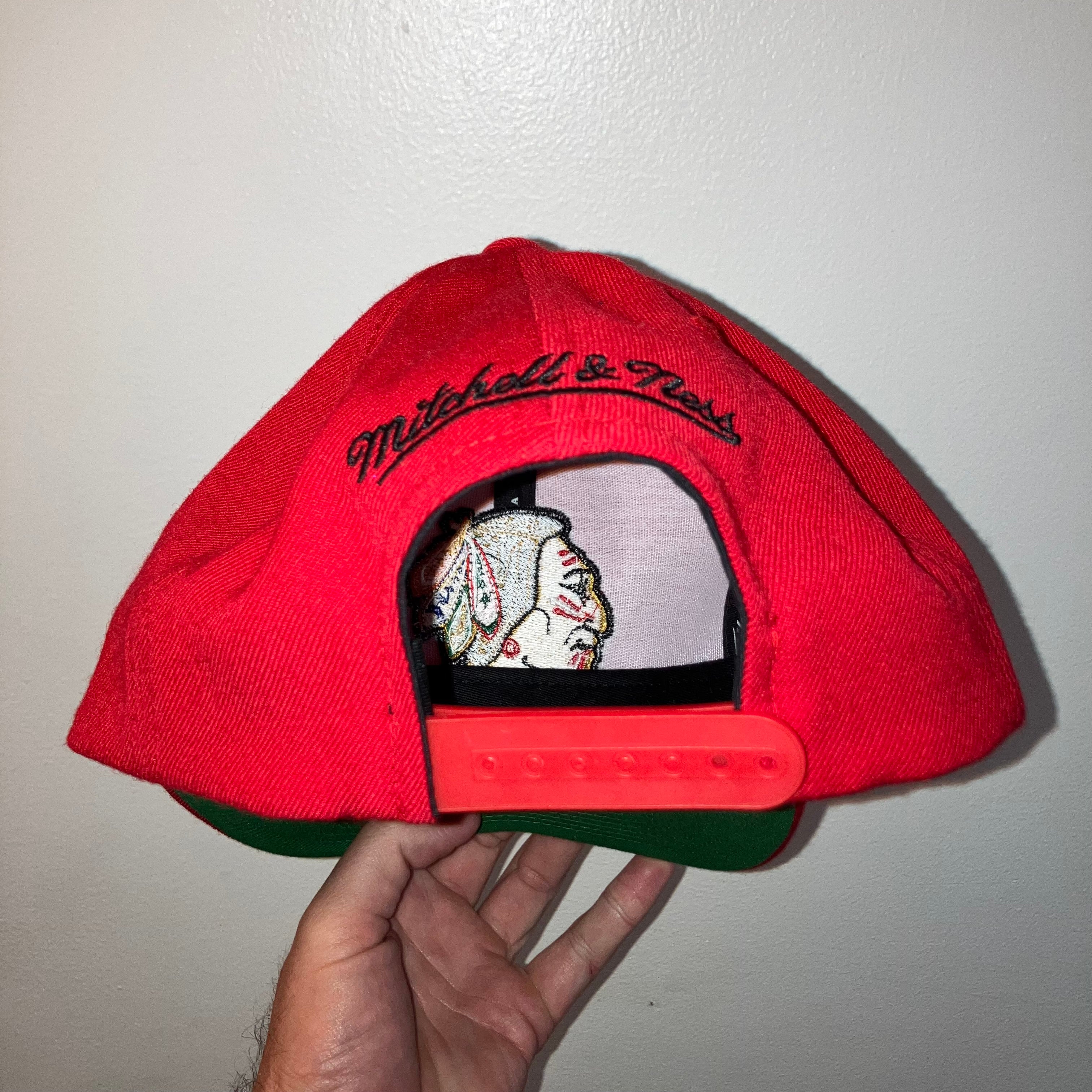 1957 Chicago Blackhawks Red Mitchell & Ness Snapback Hat