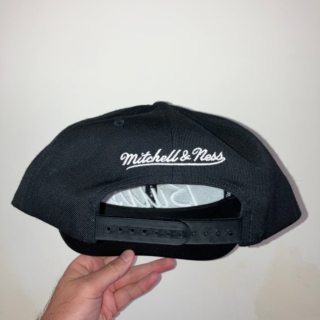 Chicago Bulls Black Script Mitchell & Ness Snapback Hat