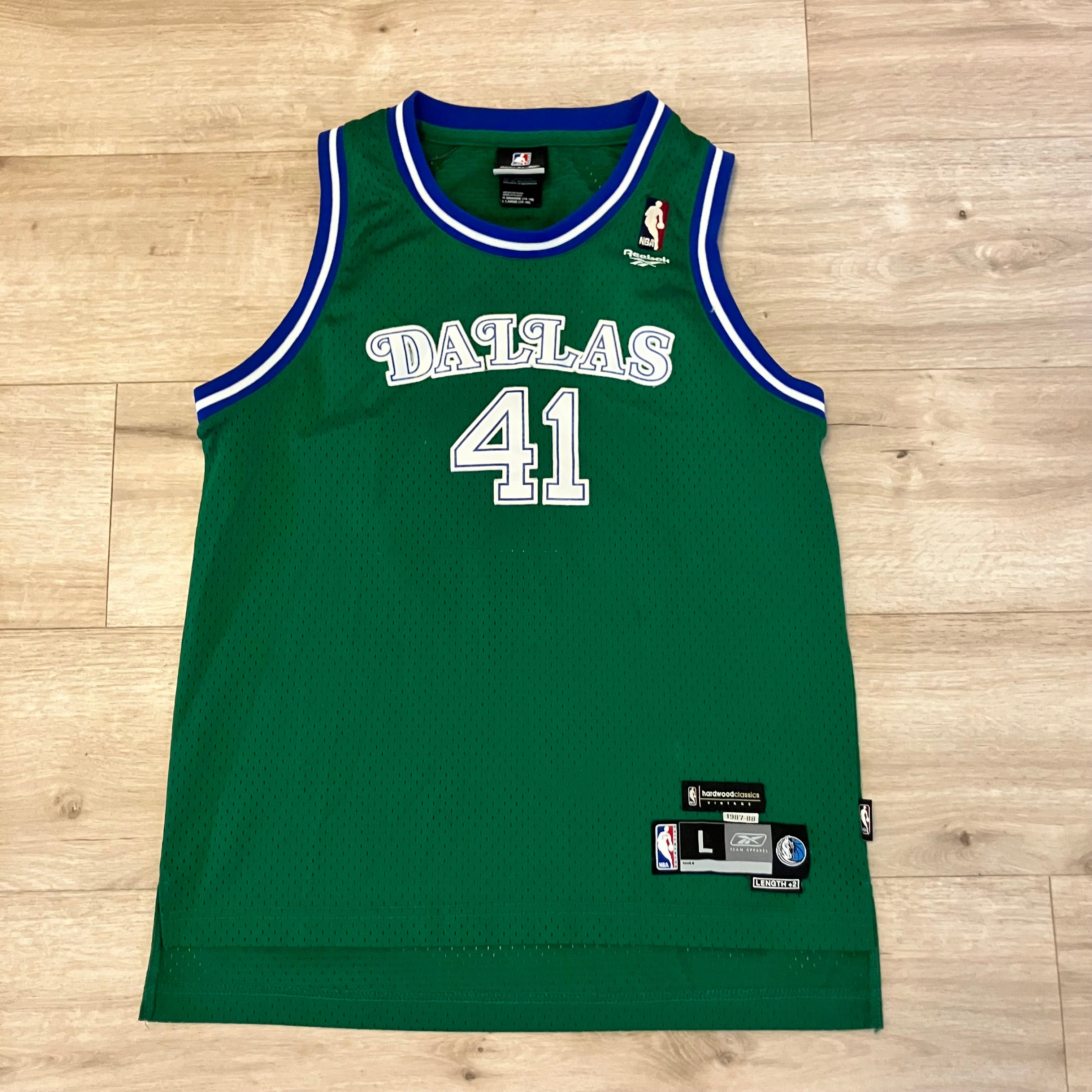 Dirk Nowitzki Kids 1987 Dallas Mavericks Green Reebok Jersey Large