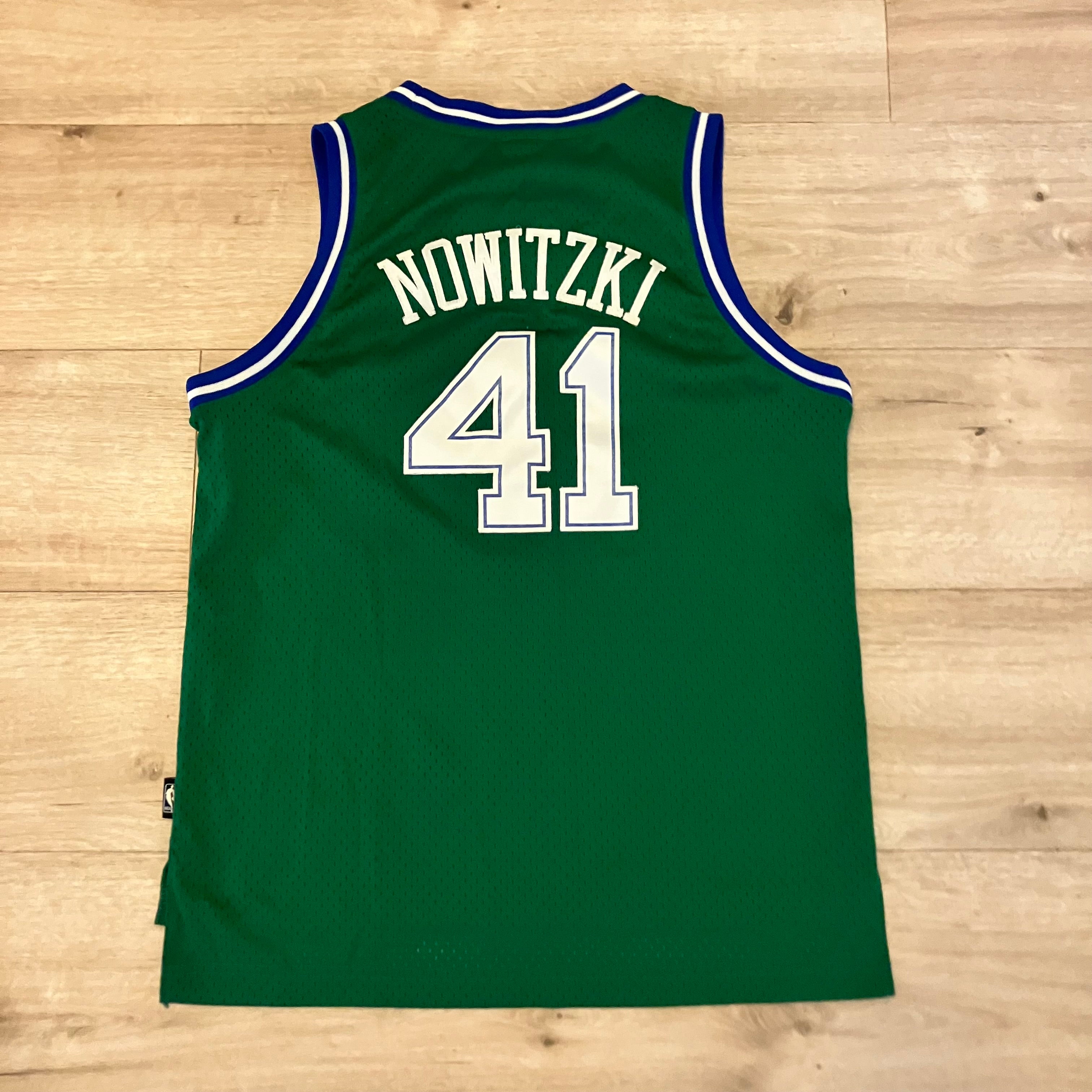 Dirk Nowitzki Kids 1987 Dallas Mavericks Green Reebok Jersey Large