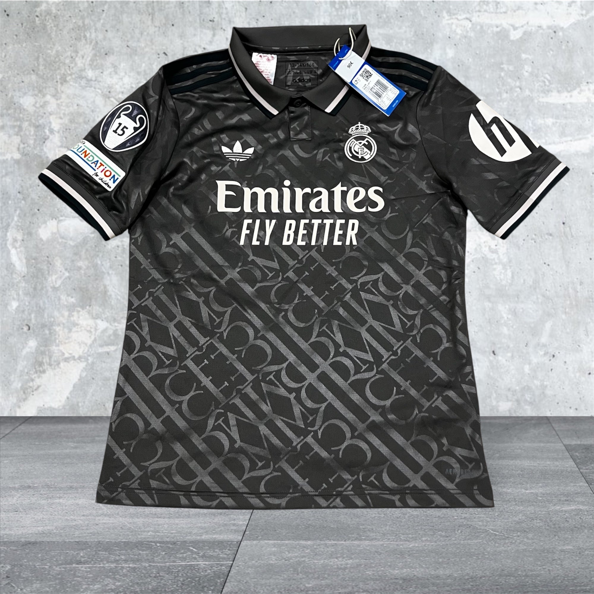Kids Real Madrid NWT 2024/25 3rd UCL Gray adidas Jersey Large